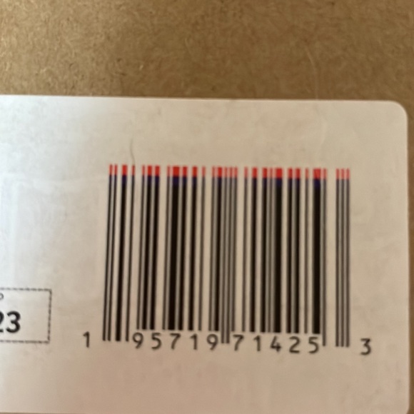 UGGS Genuine Classic Mini II Rare Color StarfishPink Wm Size 6 New in Box - Picture 9 of 9